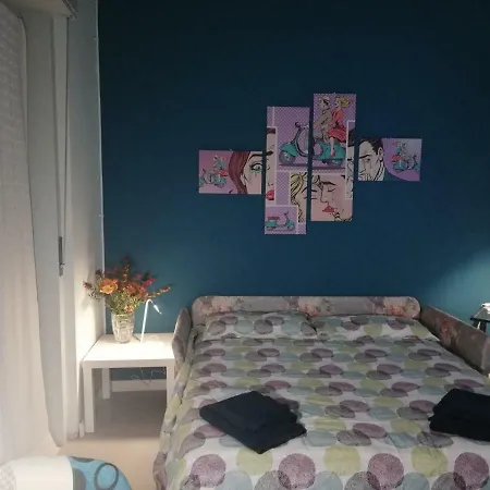 Apartment Como アパート